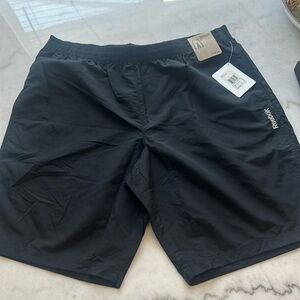 New w/tags Men’s XL Reebok Utility Shorts Black 100% Nylon Flat Front Pockets